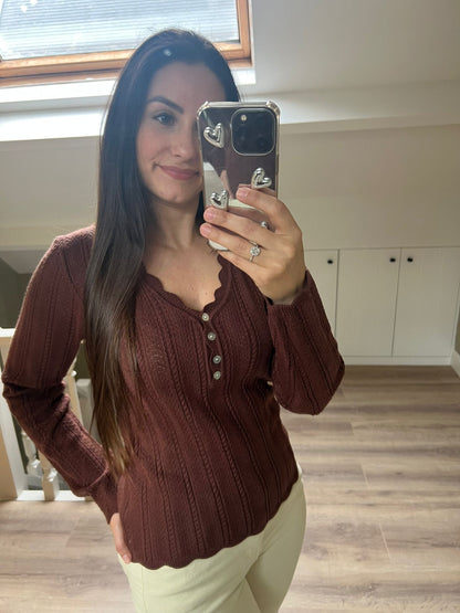 Helin trui bruin